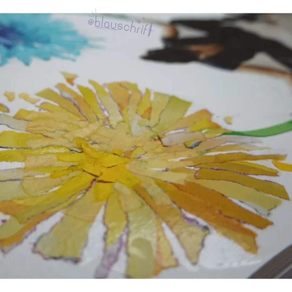 Detail einer Collage: Aus vielen kleinen Schnipseln wurde eine Löwenzahnblüte geklebt